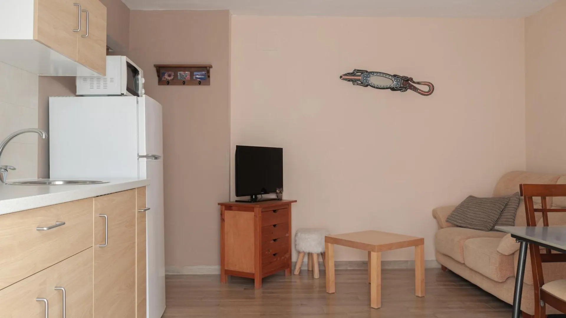 Nido Aguila Blanca Aparthotel Guaro 0*,  Spain