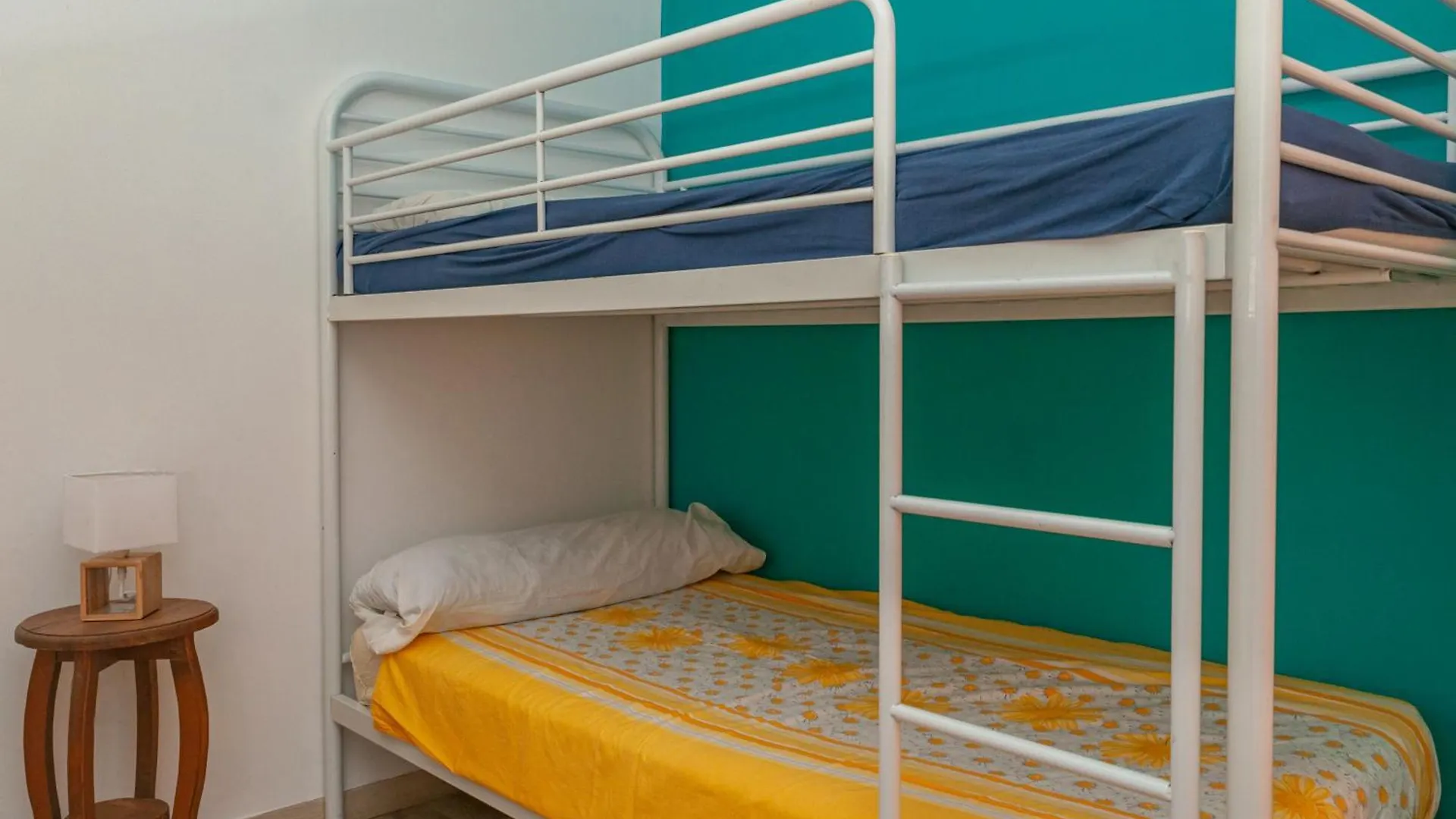Nido Aguila Blanca Aparthotel Guaro Spain